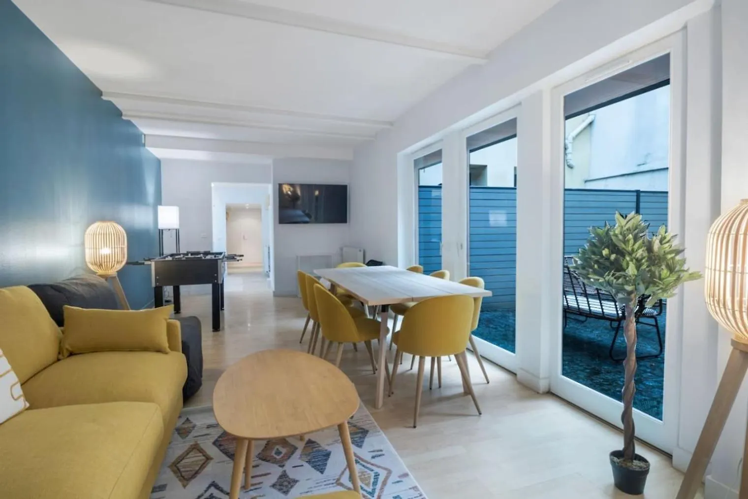 Superb Duplex Located On Rue Mouffetard location